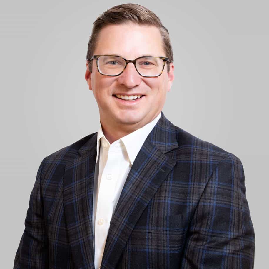 josh hearne headshot