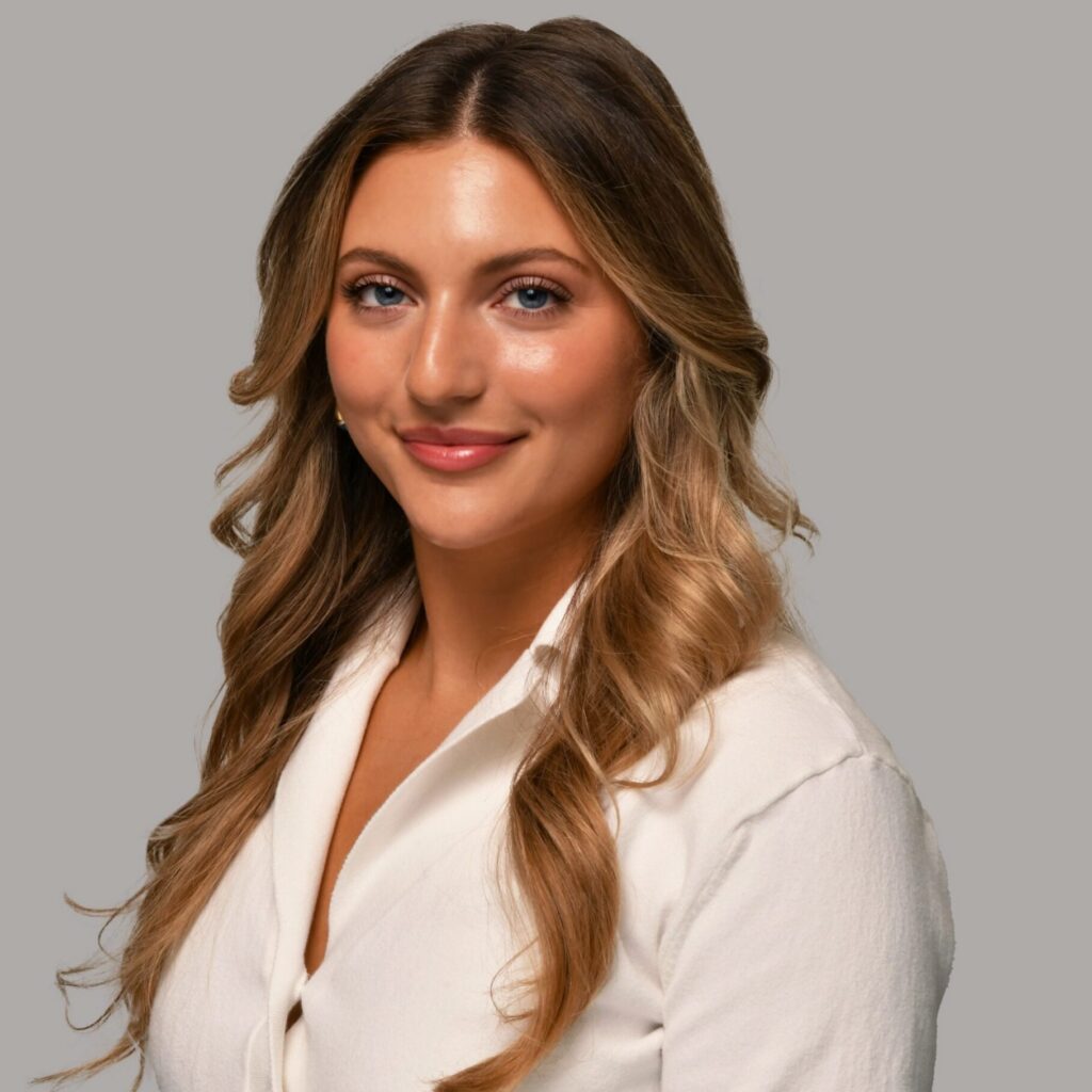 annalysa pescara headshot
